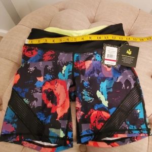 Size S Nicole Miller NWT 90s inspired biker shorts